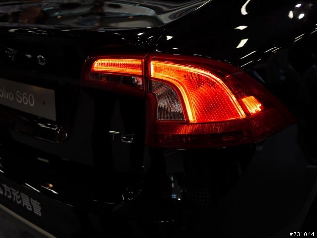 (更新(爆?S60出動))年車展2011(2010) VOLVO的SG最正最爆 CAR SHOW NEW S60 T5搶先發 呵呵
