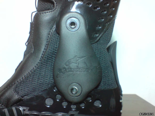 開箱 之第一發 Alpinestars 車靴  Supertech-R  黑紅  2010