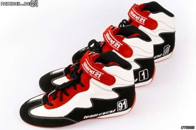 <分享>Stand 21 DaytonaII 專業防火賽車鞋與2010泰國邦盛海灘賽車嘉年華的一些照片