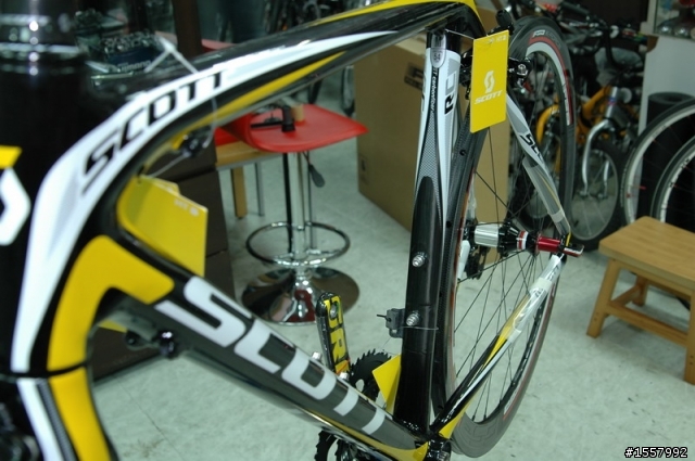 [12/26 更新後篇] 天之驕子 Scott Addict RC 之無法低調的定裝及組車全紀錄