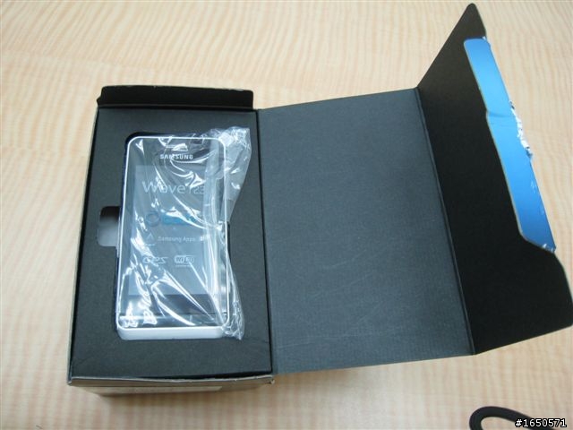 白色Wave732入手!! 搶頭香開個箱先~