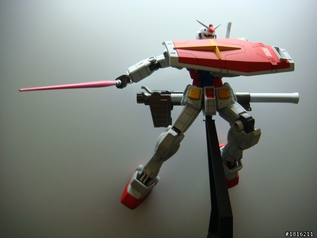 鋼普拉第三彈~RX-78-2