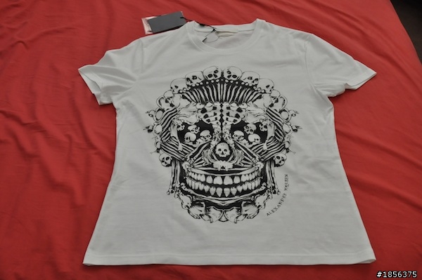 【新手分享】開箱Alexander McQuenn Bones Print T-Shirt
