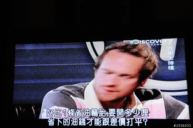汽車駕訓班應教育學員節能省油輕踩油門的開車方式