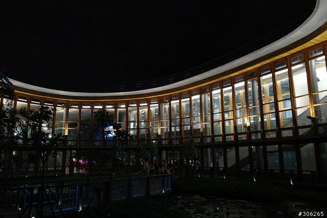 Samsung NX10 拍花博