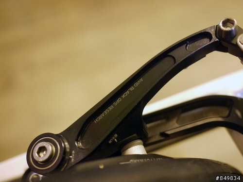 [Birdy +] 鳥車換20"輪組、鑽孔整線、Multi-S油壓避震器