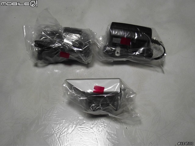 【開箱】BAOCH新型車燈B7不專業開箱測試