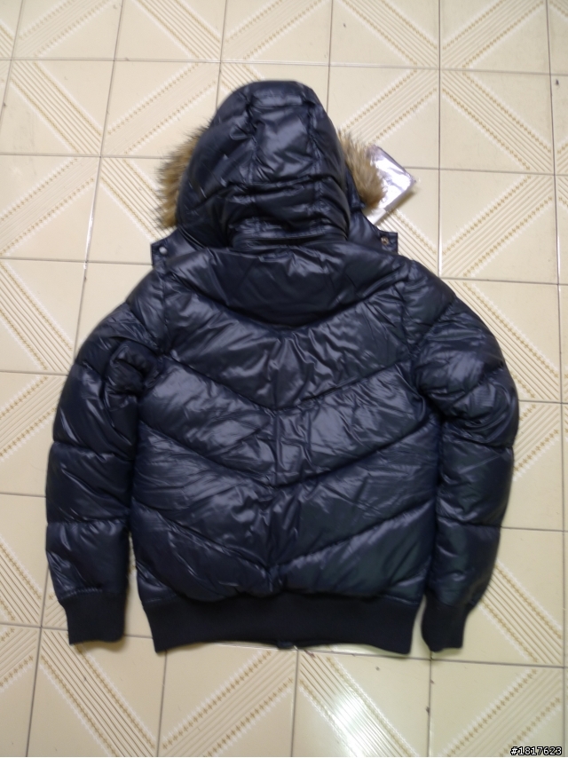 lativ 羽絨衣 待續