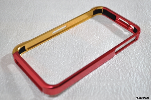 分享  I phone 4 之超人大戰鋼鐵人