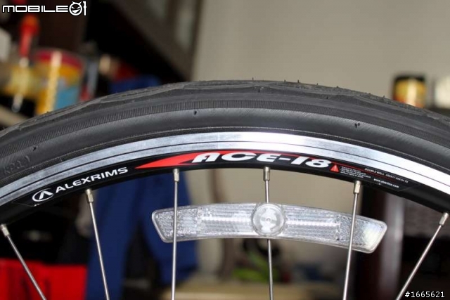 不見箱之入門登山車GIANT IGUANA DISC小紅瓜開箱文……