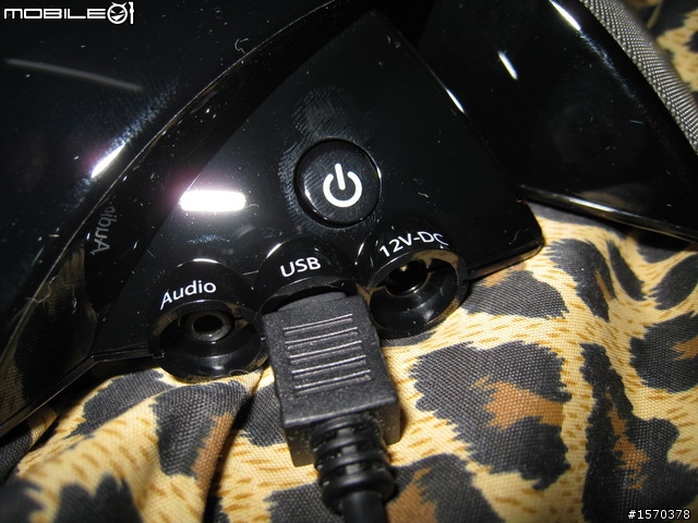 [新款四代]    IPHONE4 喇叭DOCK功能 ... JBL On Stage IV 飄洋過海開箱文 ~