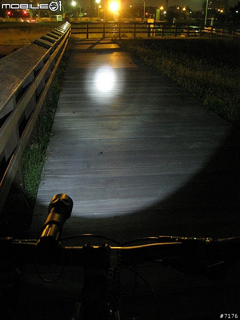 2011 GIANT Trance X2 開箱文 （圖多）2010/12/16 新增爆亮頭燈！2011/03/19 新增GARMIN EDGE 800!