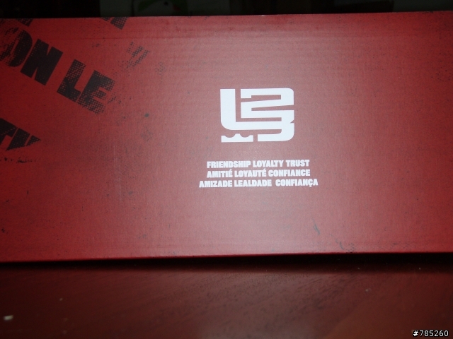 [分享]一雙定價5200的籃球鞋.....LEBRON VII P.S.