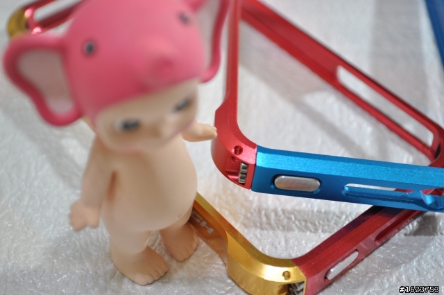 分享  I phone 4 之超人大戰鋼鐵人