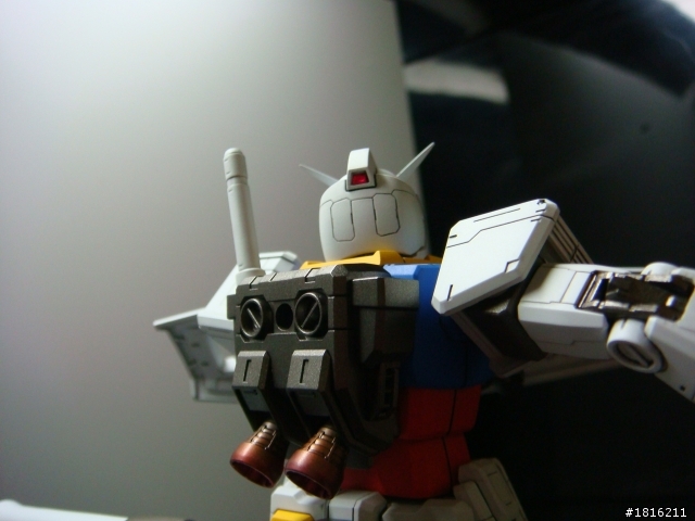 鋼普拉第三彈~RX-78-2