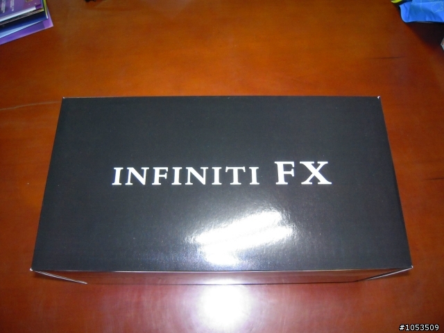 1/18 INFINITI NEW FX-50S 合金模型車