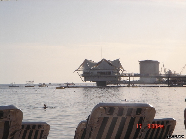 冬天的以色列, 伊拉特Eilat的海底餐廳也不錯.