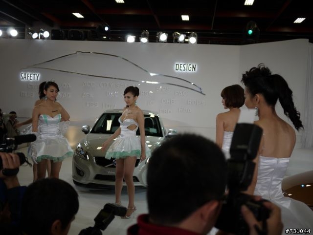 (更新(爆?S60出動))年車展2011(2010) VOLVO的SG最正最爆 CAR SHOW NEW S60 T5搶先發 呵呵