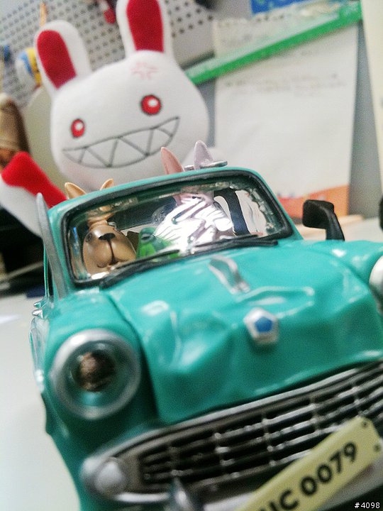 監獄兔 精緻模型迴力車 - 逃亡者號