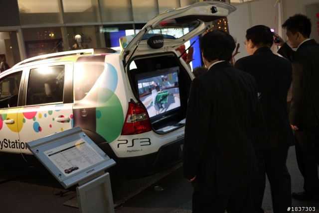 美麗華在展Nissan 2011年新車