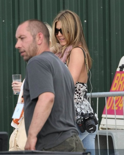 用Nikon的名人還真不少(有圖)