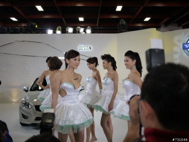 (更新(爆?S60出動))年車展2011(2010) VOLVO的SG最正最爆 CAR SHOW NEW S60 T5搶先發 呵呵