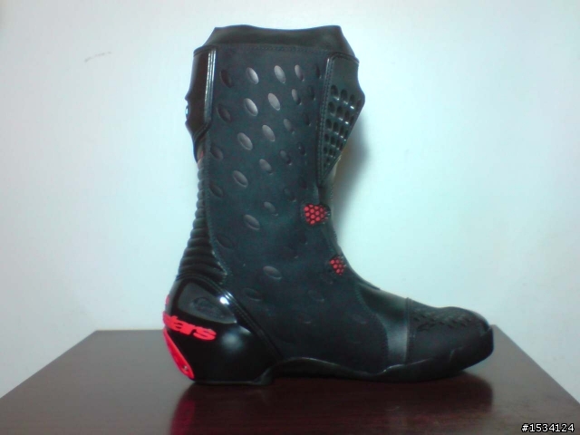 開箱 之第一發 Alpinestars 車靴  Supertech-R  黑紅  2010