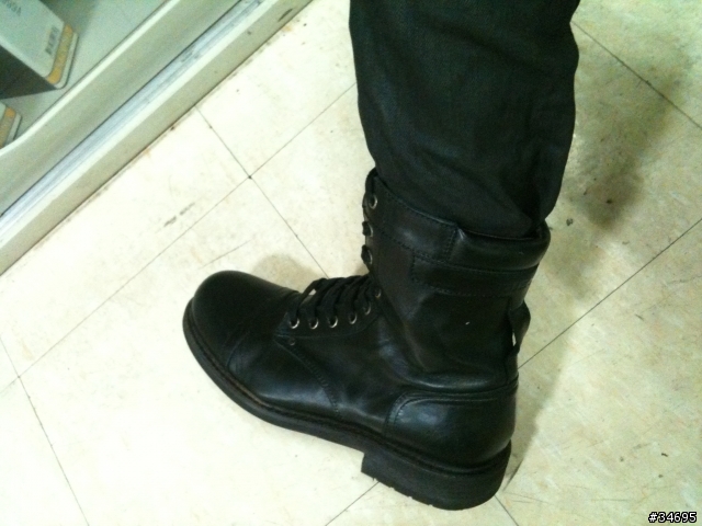 [實穿]2011SS Diesel Men's Cassidy Lace up 仿舊的Diesel 靴子
