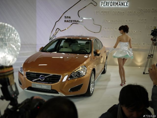 (更新(爆?S60出動))年車展2011(2010) VOLVO的SG最正最爆 CAR SHOW NEW S60 T5搶先發 呵呵