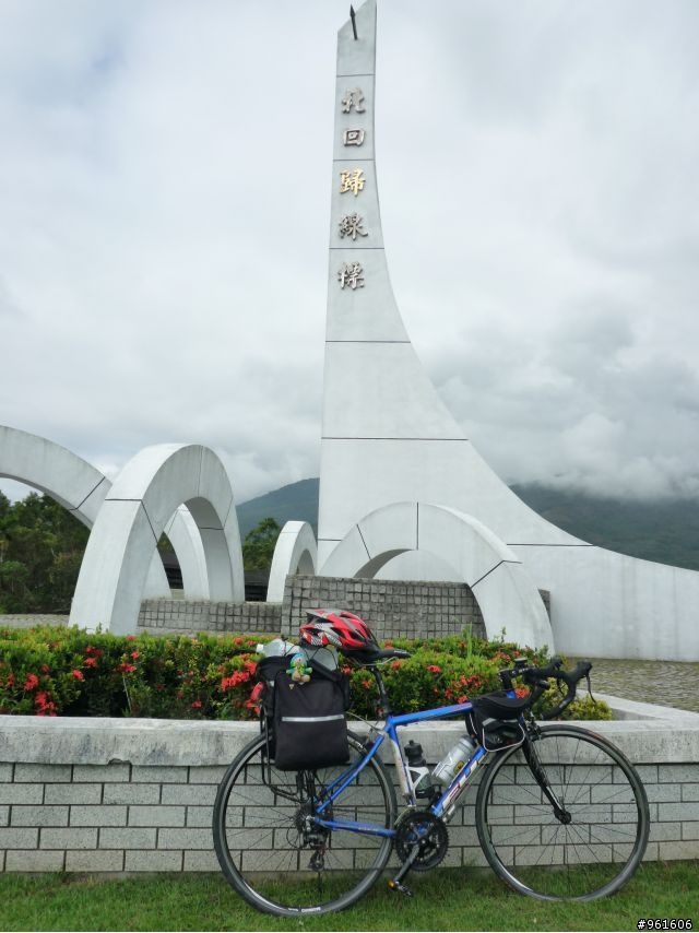 【遊記分享】鐵馬浪人之流浪全台灣~~DAY9~~終於在民國100年前PO完了，祝大家新年快樂~~