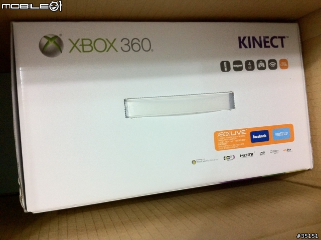 開心開心~~收到摟~~昨天晚上9點多的PCHOME~~Xbox 360 4G+Kinect感應器入手!!
