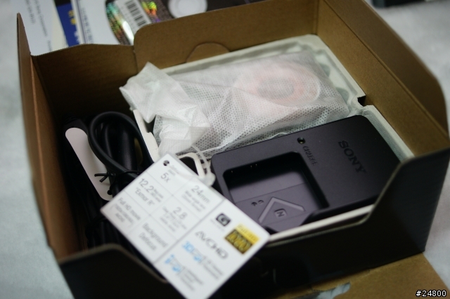 [開箱分享] SONY  WX5  美又有型的隨身機~