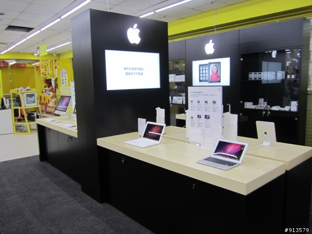 高雄燦坤光華 Apple Shop 開張了!!
