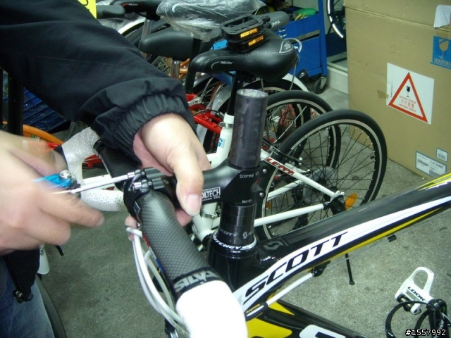 [12/26 更新後篇] 天之驕子 Scott Addict RC 之無法低調的定裝及組車全紀錄