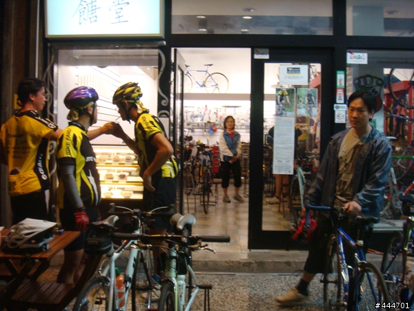 ★【汐止暗光鳥夜騎】★12/1(三)[更新照片] 中社 / 劍中劍夜騎 (提供公路車試騎)