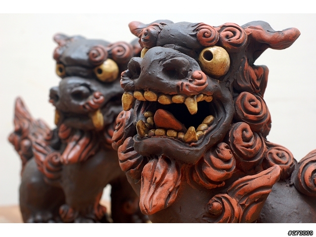 沖繩 - 獅