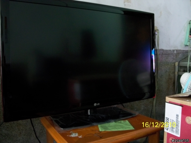 LG 42LD650回家了，想幫他找個播放器作伴