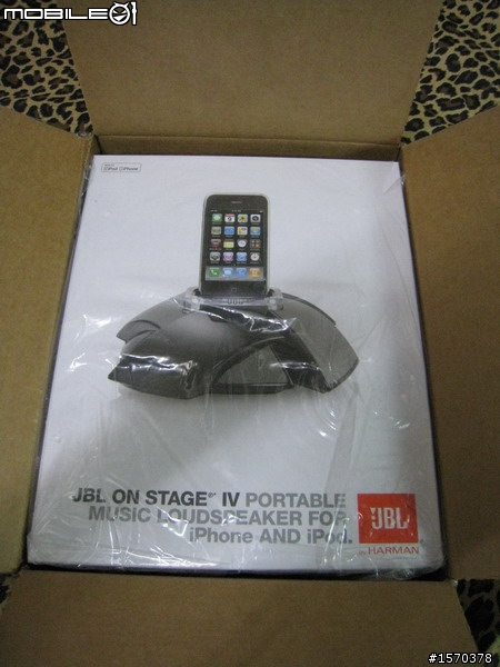 [新款四代]    IPHONE4 喇叭DOCK功能 ... JBL On Stage IV 飄洋過海開箱文 ~