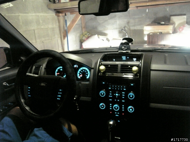 [分享] 我的好兄弟 - FORD Escape Limited
