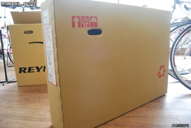 遇見2011年FUJI 首台SST 1.0新車架...............大崩裂登場!!!