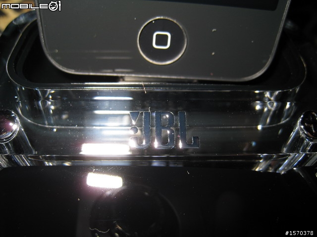 [新款四代]    IPHONE4 喇叭DOCK功能 ... JBL On Stage IV 飄洋過海開箱文 ~