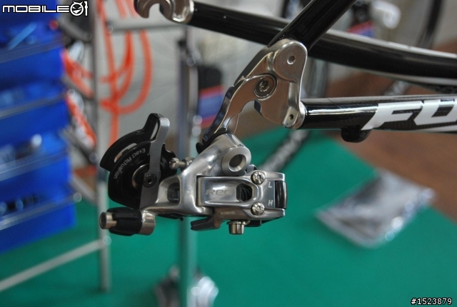遇見2011年FUJI 首台SST 1.0新車架...............大崩裂登場!!!