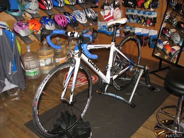 [不鮮開箱文] Giant TCR SL1 Ver.2011