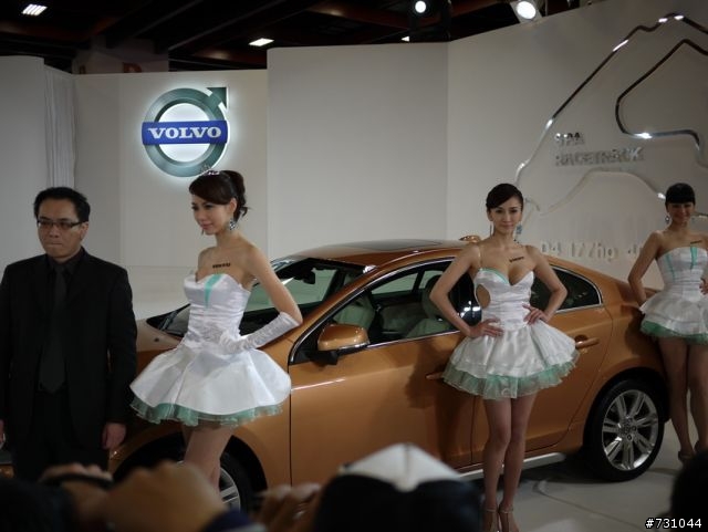 (更新(爆?S60出動))年車展2011(2010) VOLVO的SG最正最爆 CAR SHOW NEW S60 T5搶先發 呵呵