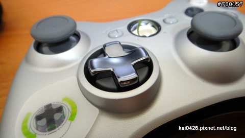 <開箱> XBOX 360 新型控制器 消光銀