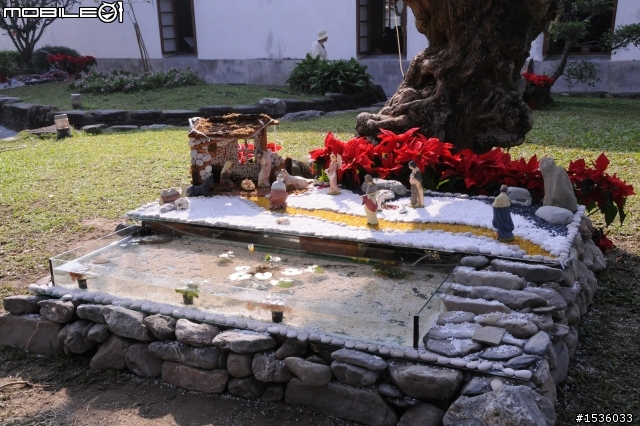 聖誕老人開Luxgen SUV進城了：萬金聖母聖殿耶誕夜、萬金綠色隧道、劉氏宗祠、萬巒豬腳