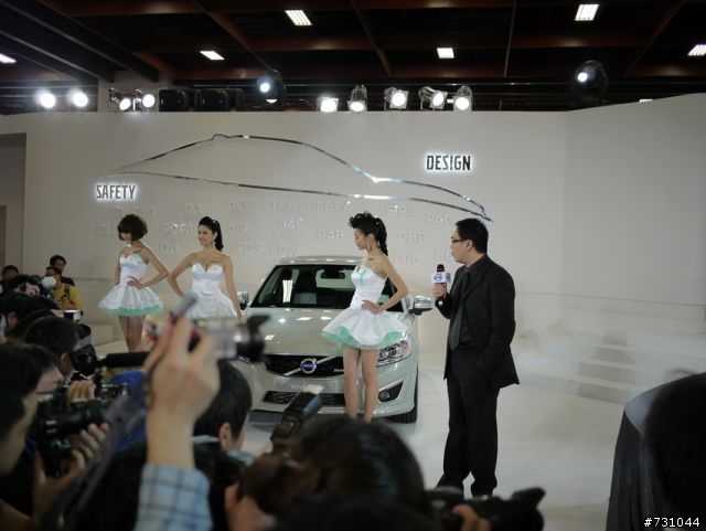 (更新(爆?S60出動))年車展2011(2010) VOLVO的SG最正最爆 CAR SHOW NEW S60 T5搶先發 呵呵