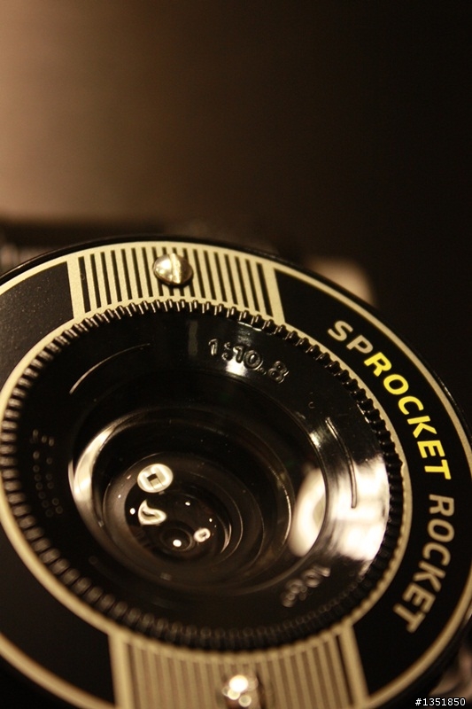 [不專業開箱文] Lomography Sprocket Rocket