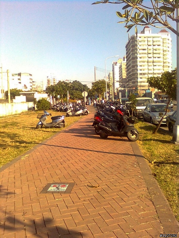 號稱, 號稱啦, 全台唯一環市自行車道....