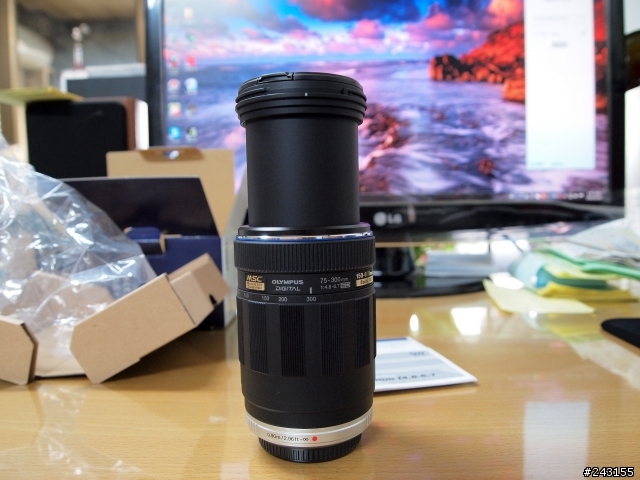 [開箱]OLYMPUS M.ZUIKO ED75-300mm f4.8-6.7
